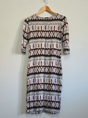 Printed Midi Dress in Plum and Ivory - Effortless Everyday Style